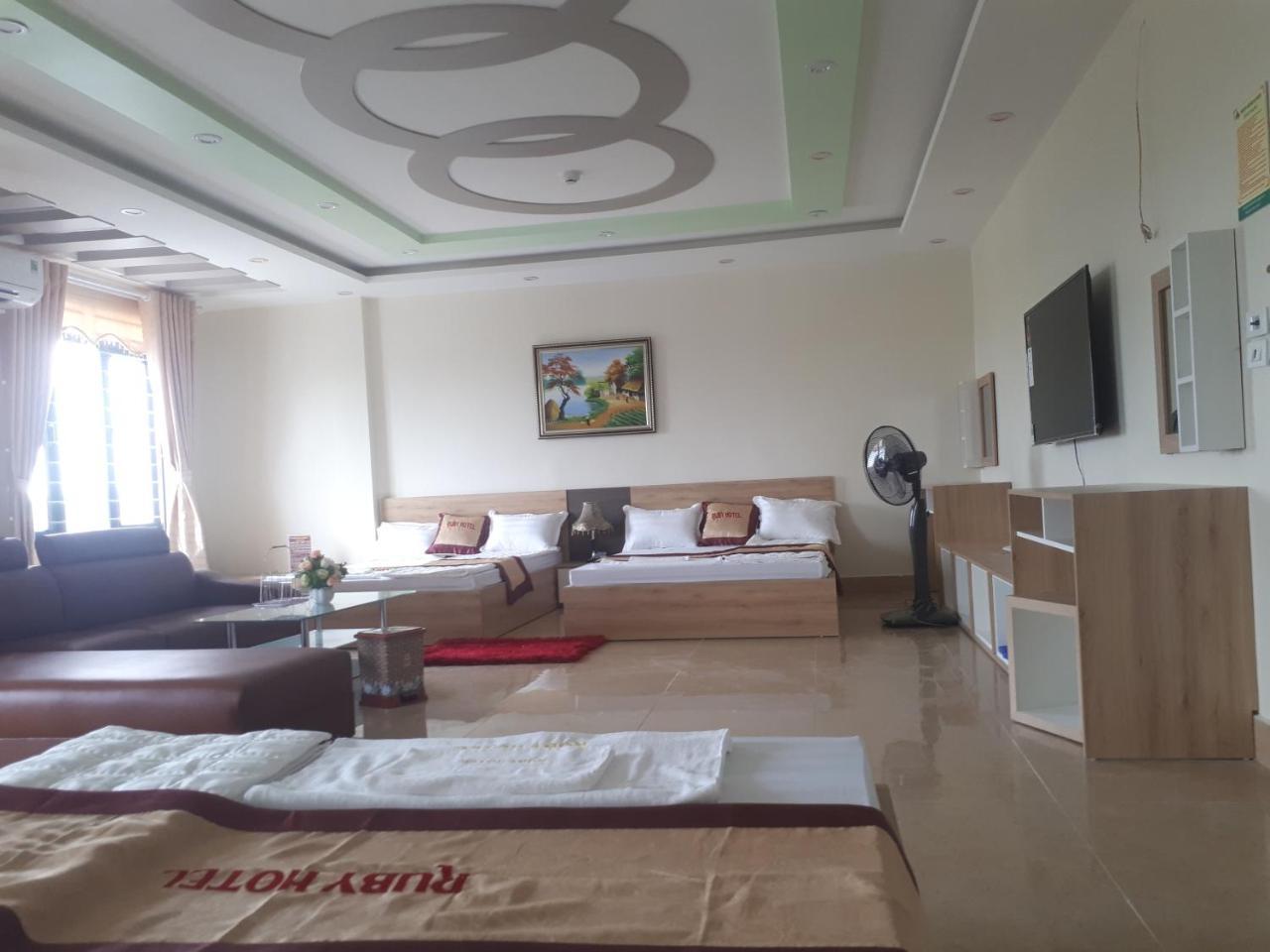 Ruby Hotel Vinh Yen Zewnętrze zdjęcie