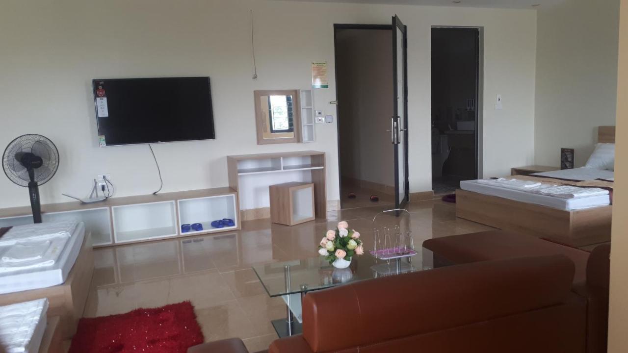 Ruby Hotel Vinh Yen Zewnętrze zdjęcie
