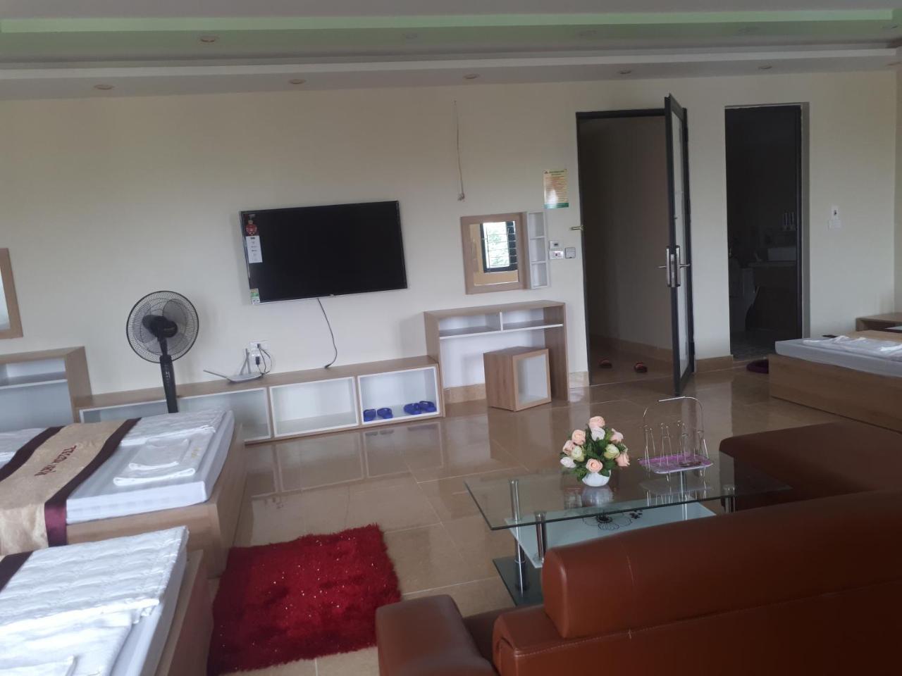 Ruby Hotel Vinh Yen Zewnętrze zdjęcie