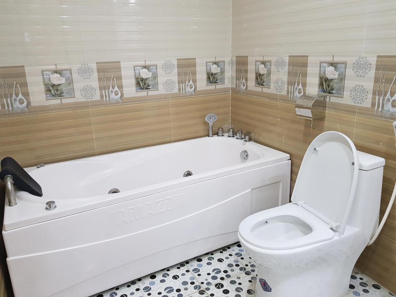 Ruby Hotel Vinh Yen Zewnętrze zdjęcie